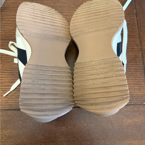 Dolce Vita Bynx lace up black and cream sneakers - Picture 7 of 7